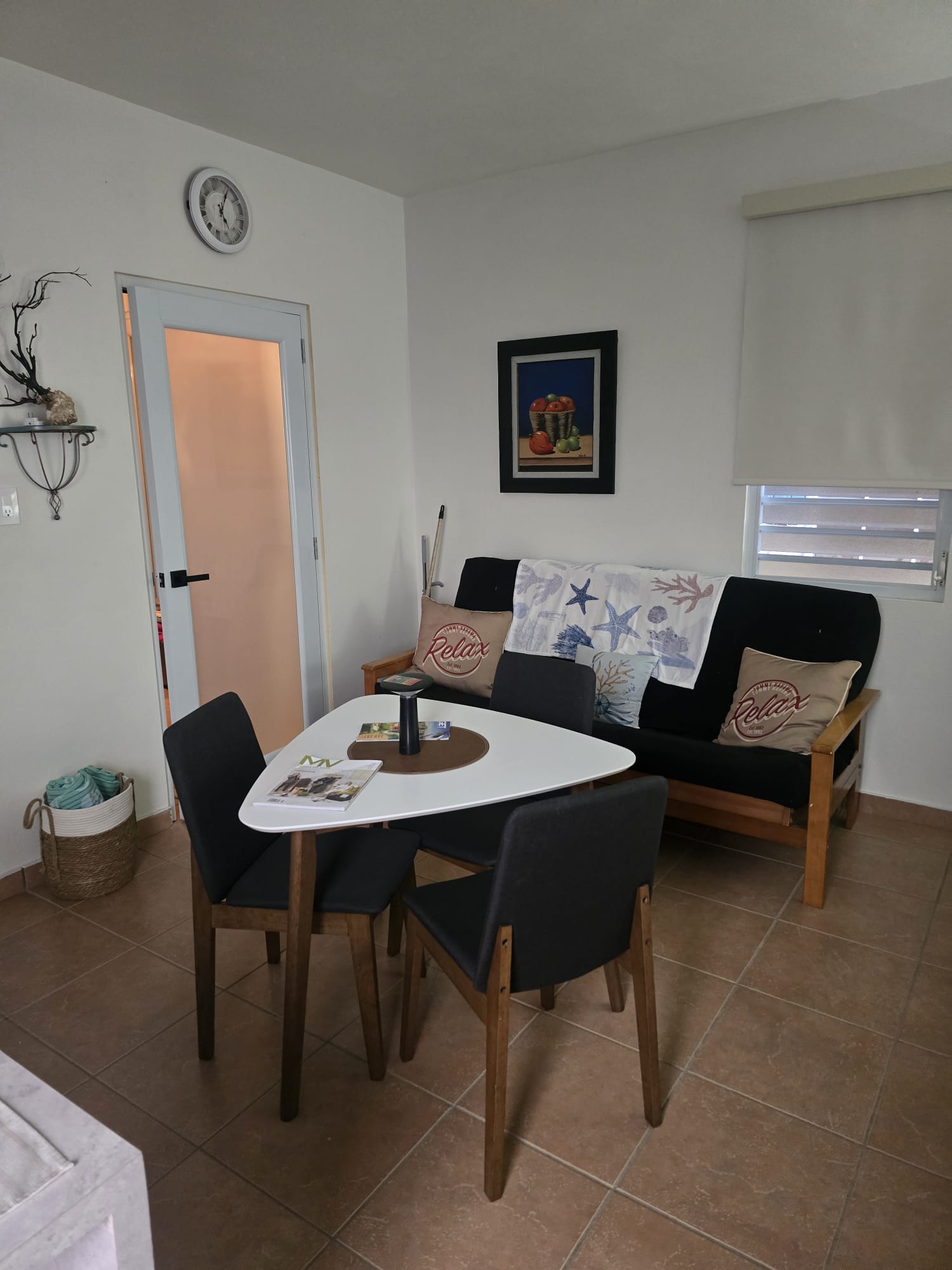 Sala de estar con sofá-cama